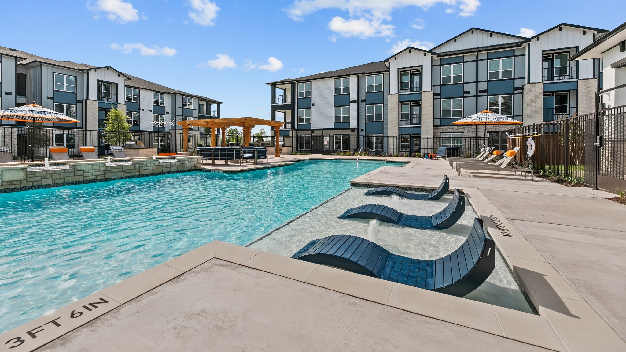 The Summit at Walnut Creek Photos Slider - Thumbnail